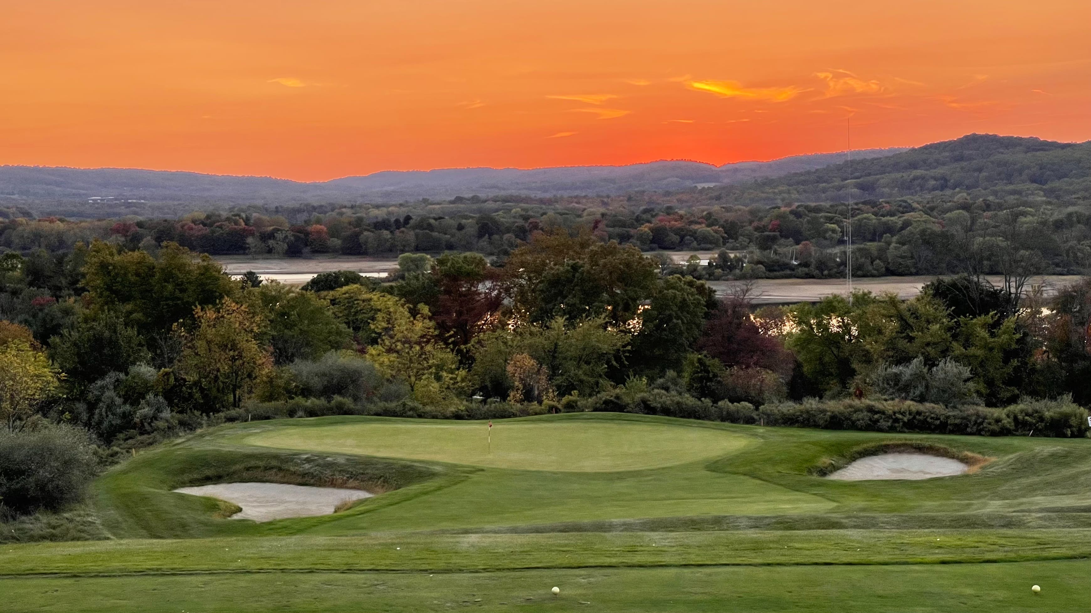 Landscape putting greens and fairway photo of the High Bridge Hills Golf Club golf course