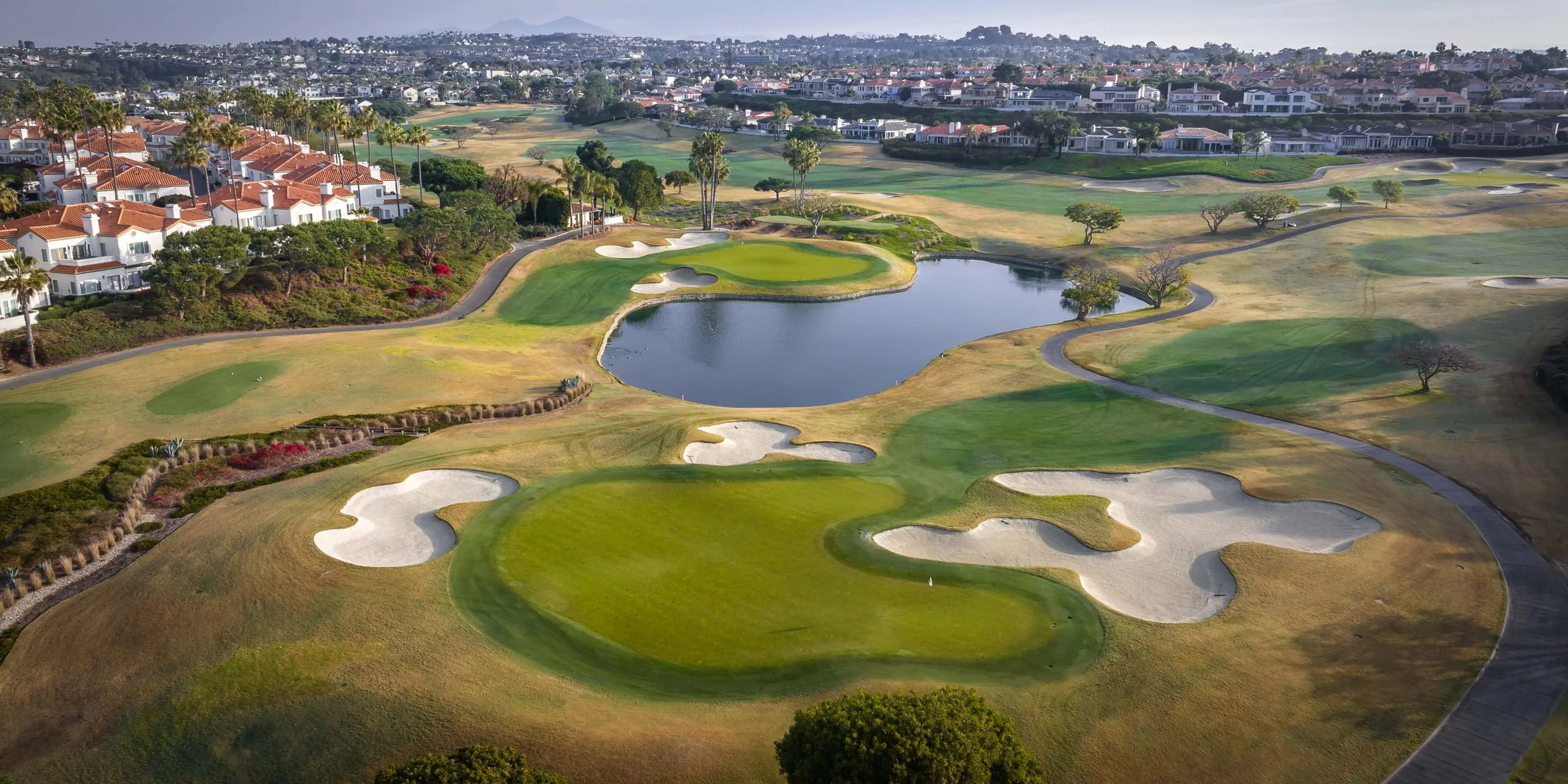 Landscape putting greens and fairway photo of the Monarch Beach Golf Links golf course