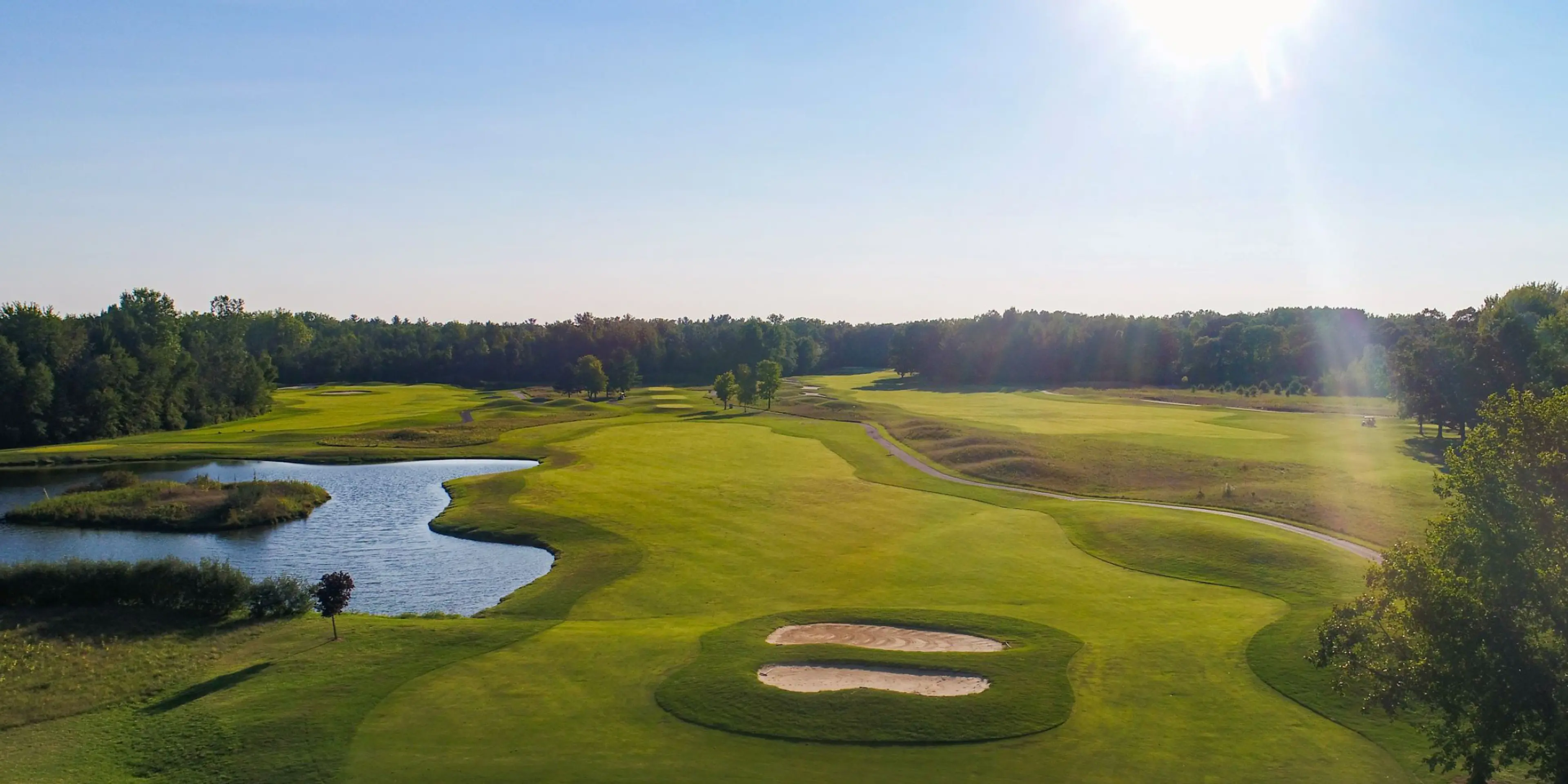 Landscape putting greens and fairway photo of the PohlCat Golf Course golf course