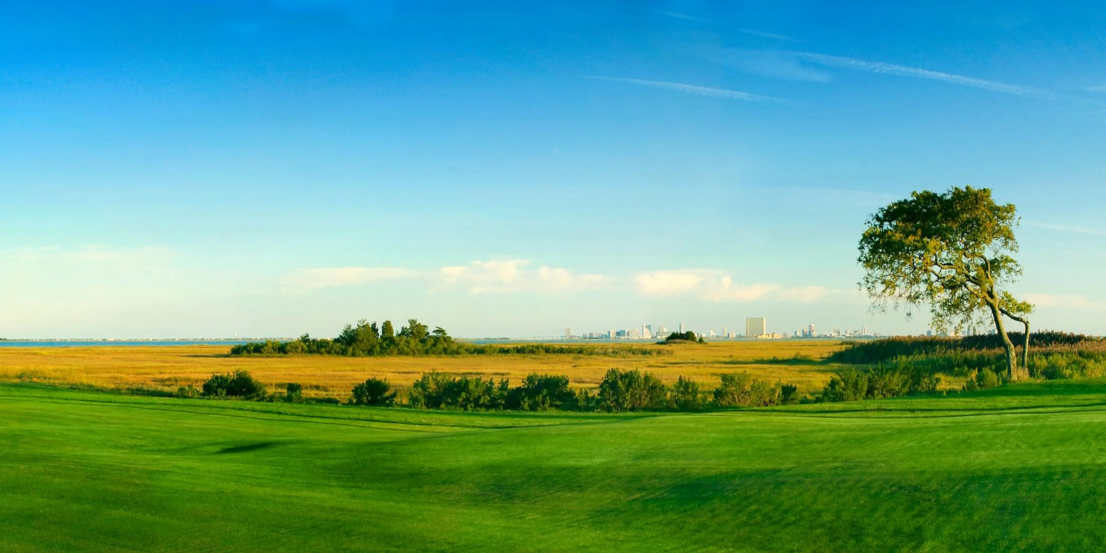 Landscape putting greens and fairway photo of the Seaview Hotel and Golf Club golf course