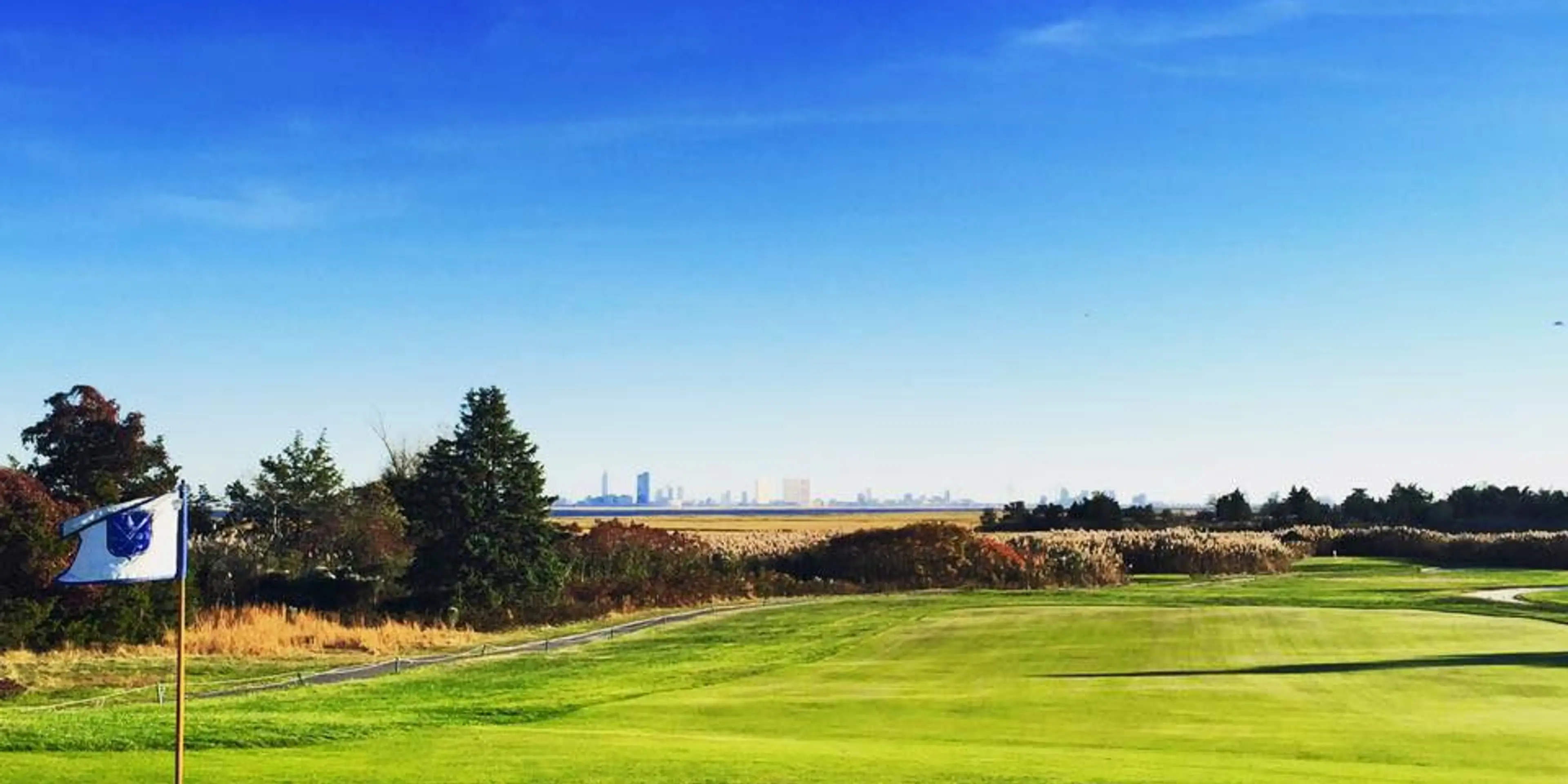 Landscape putting greens and fairway photo of the Seaview Hotel and Golf Club golf course