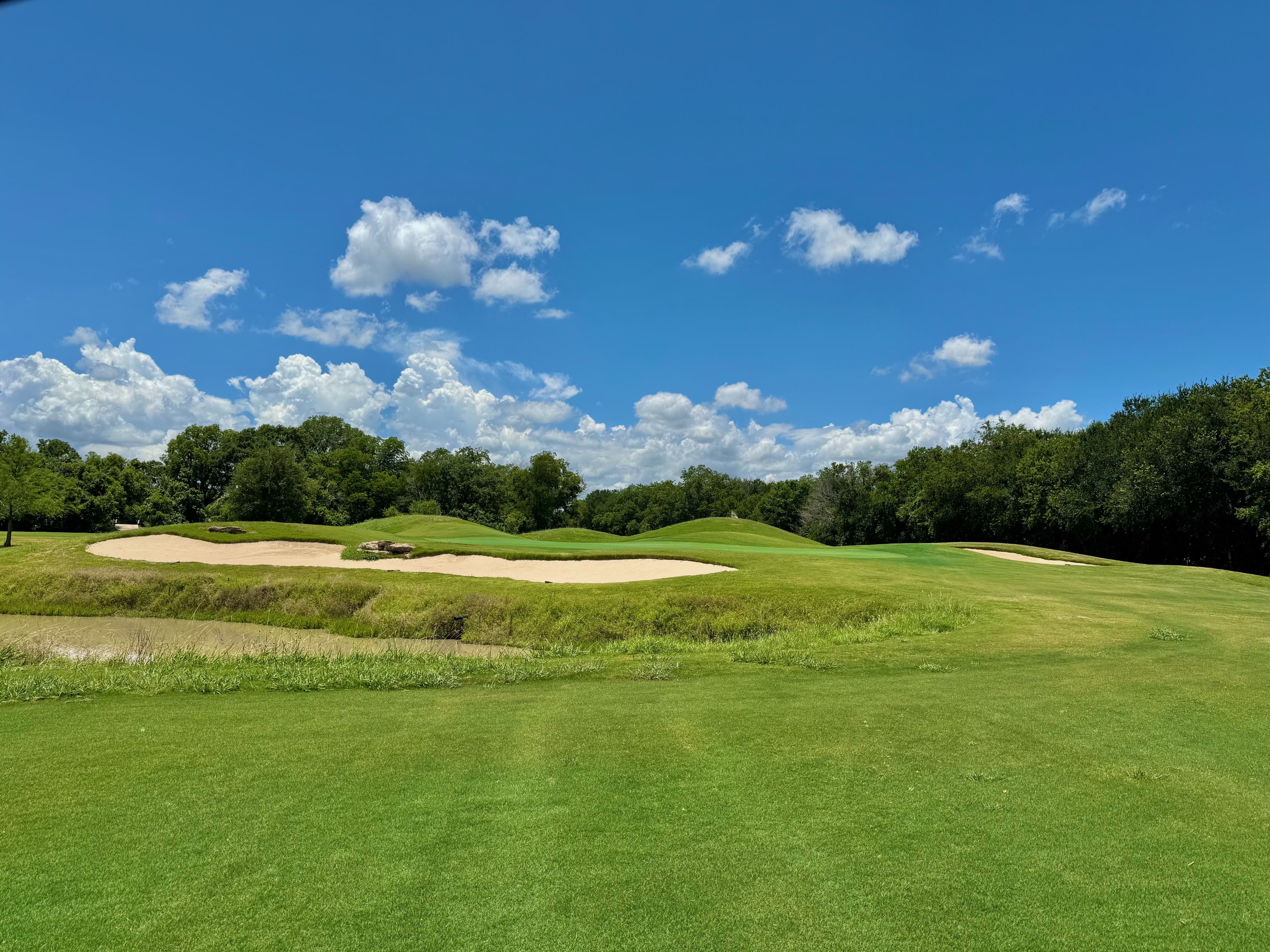 Landscape putting greens and fairway photo of the Split Rail Golf Club golf course