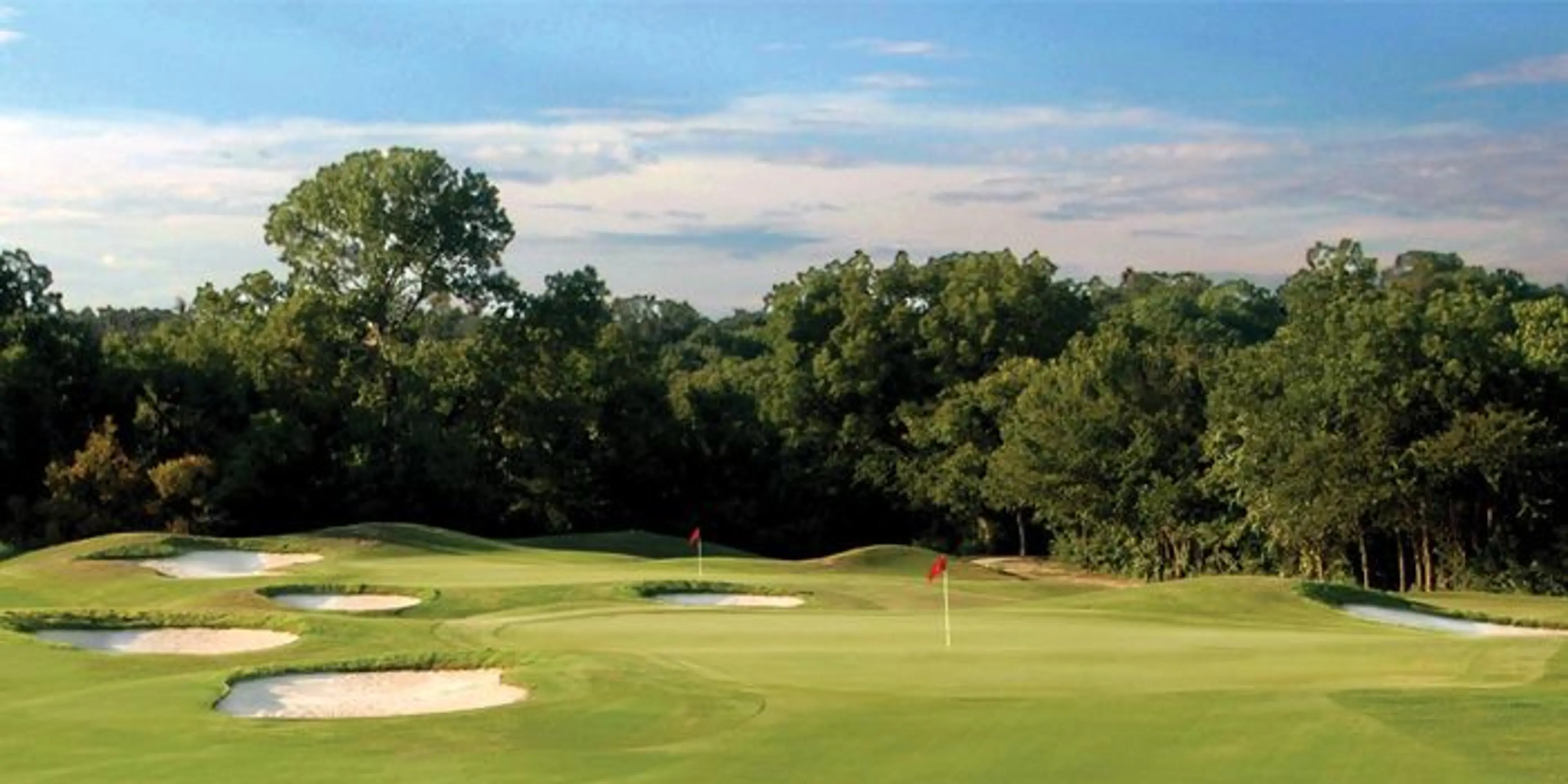 Landscape putting greens and fairway photo of the Split Rail Golf Club golf course