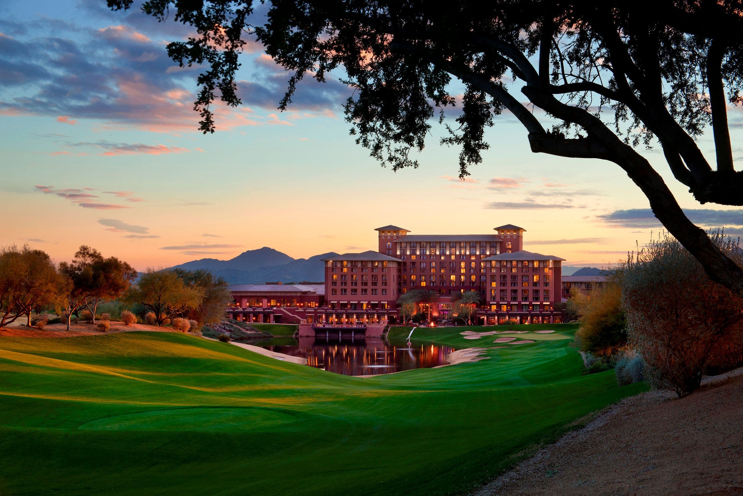 Landscape putting greens and fairway photo of the The Westin Kierland Golf Club golf course