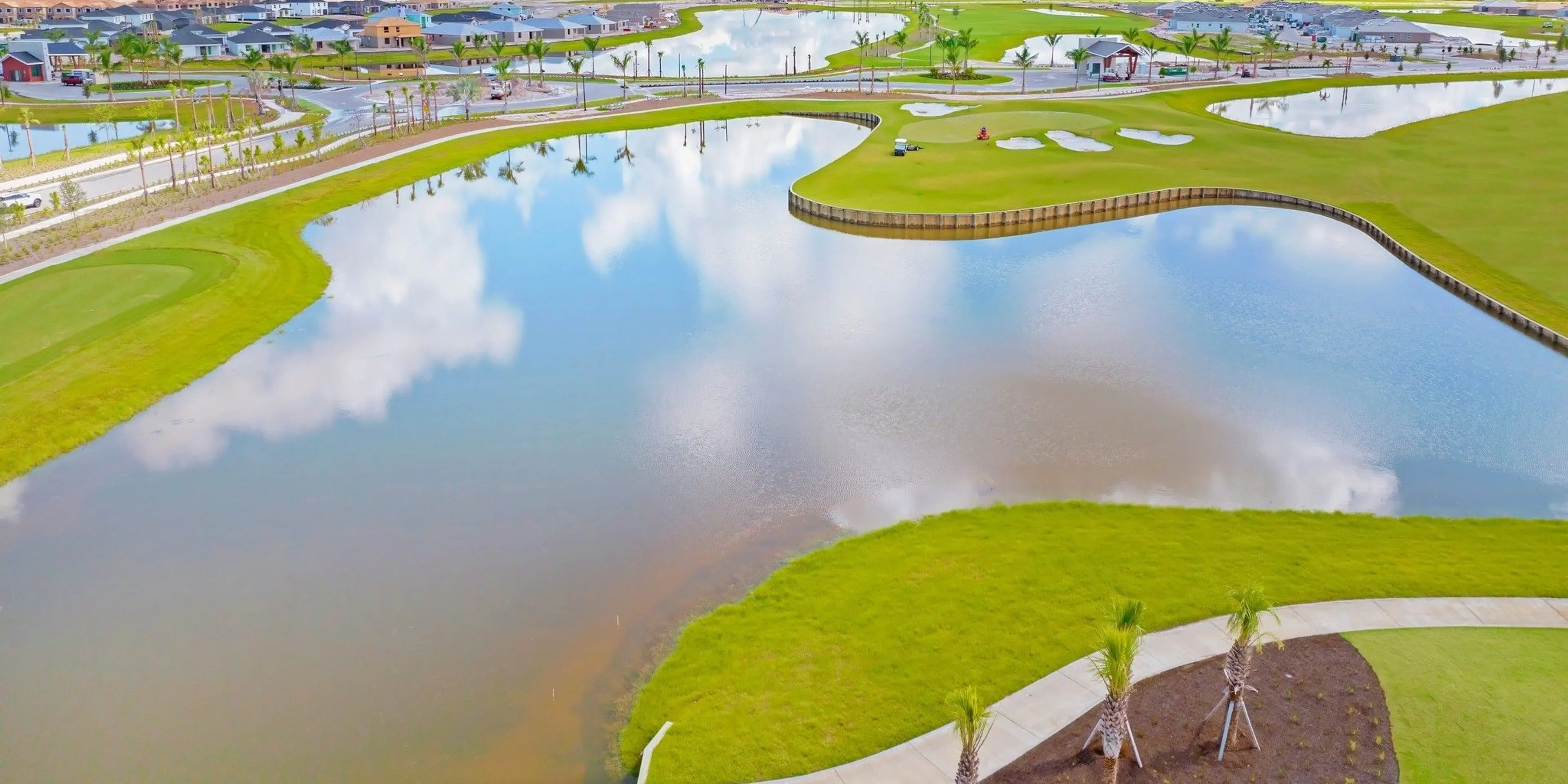 Landscape putting greens and fairway photo of the Webbs Reserve Golf Club golf course