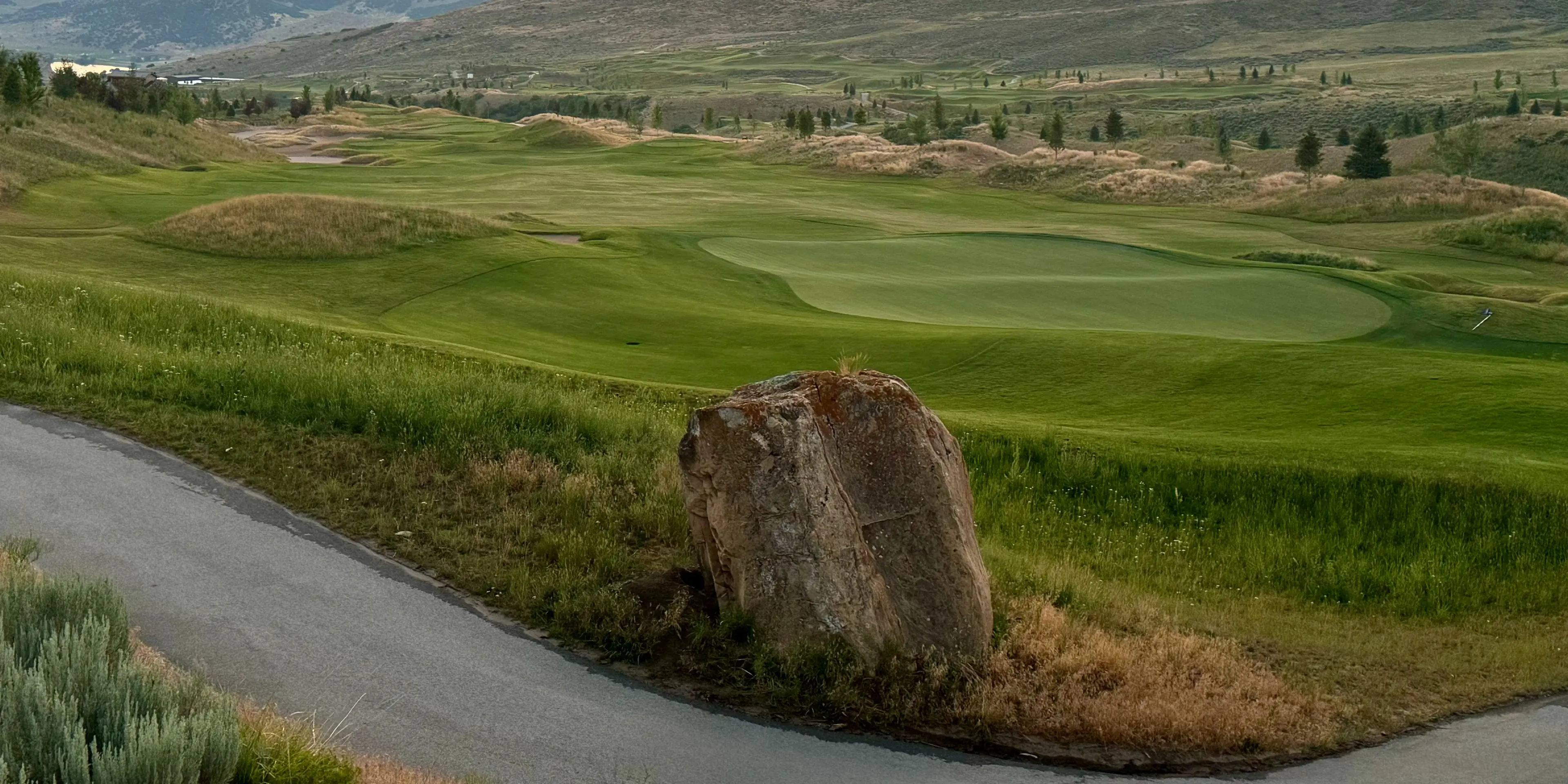 Landscape putting greens and fairway photo of the Wohali golf course